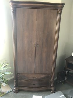 Armoire