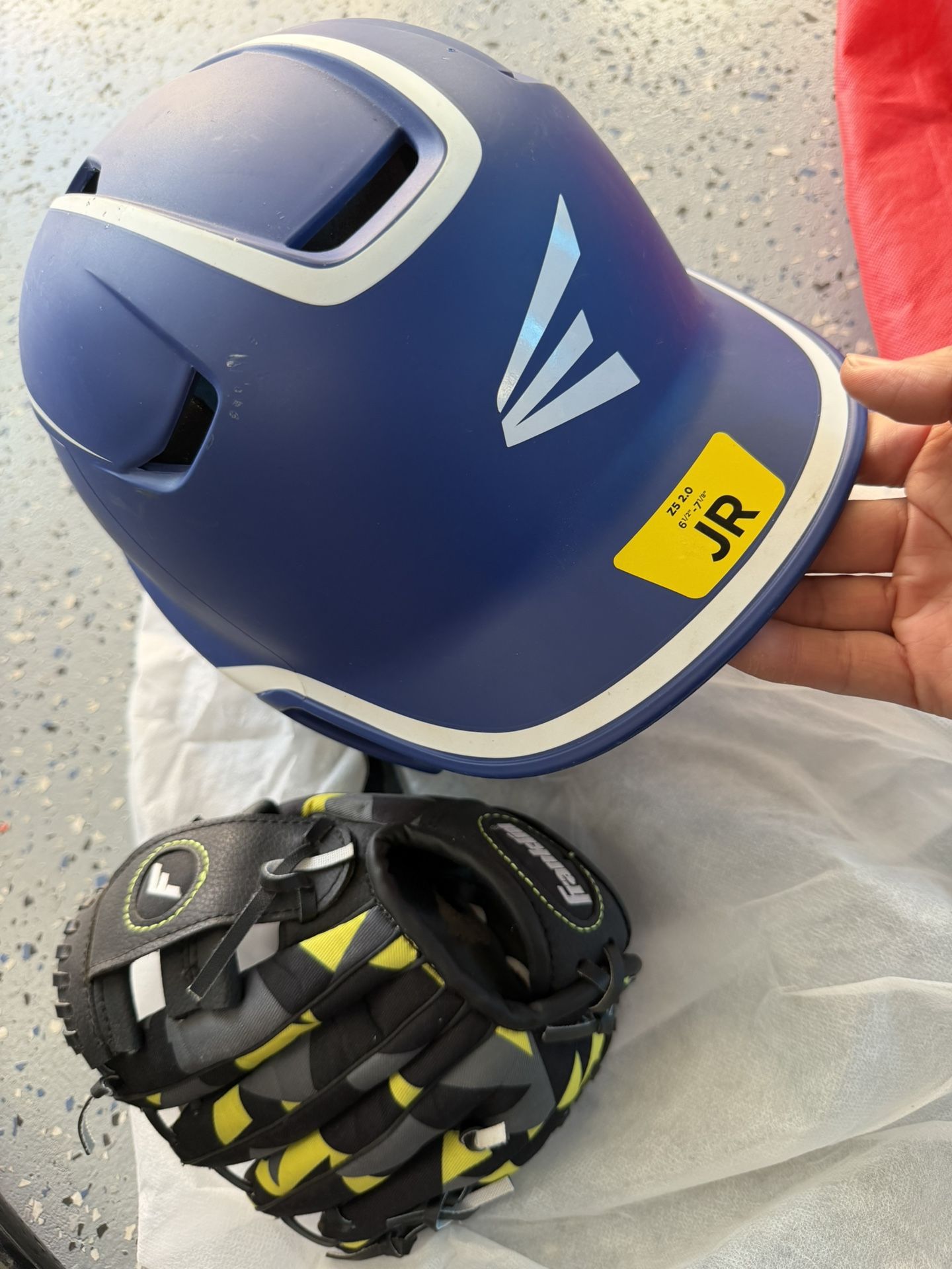 Baseball cap and glove