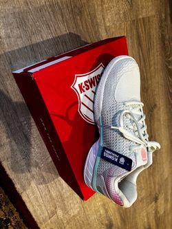 Sport shoes 9.5