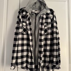 Ci Sono Black and White Plaid Hooded Shirt size small