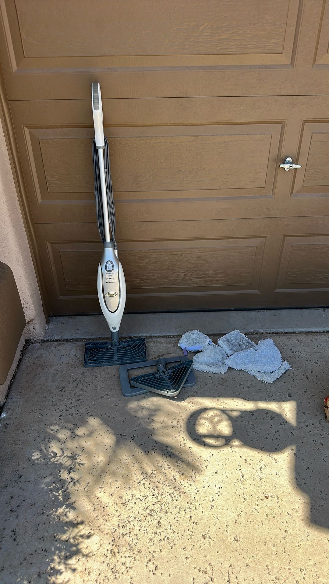 Shark Floor Steamer