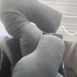 Pregnancy Pillow
