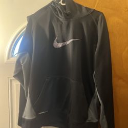 Nike Therma Fit