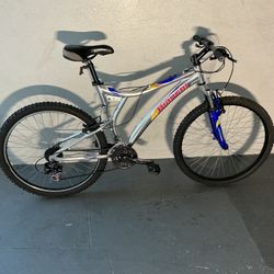 BICYCLE BIANCHY 21 SPEED SIZE 26 BRAND NEW 