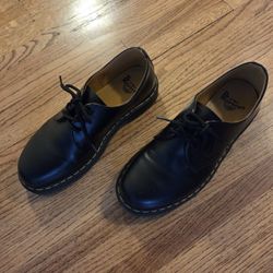 Dr. Airwair Marten, Ambassador Leather Oxford, Black, Ladies US9