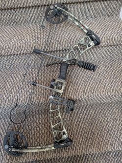 Mission Switch Compound Bow Package w/ Easton Case & Accessories