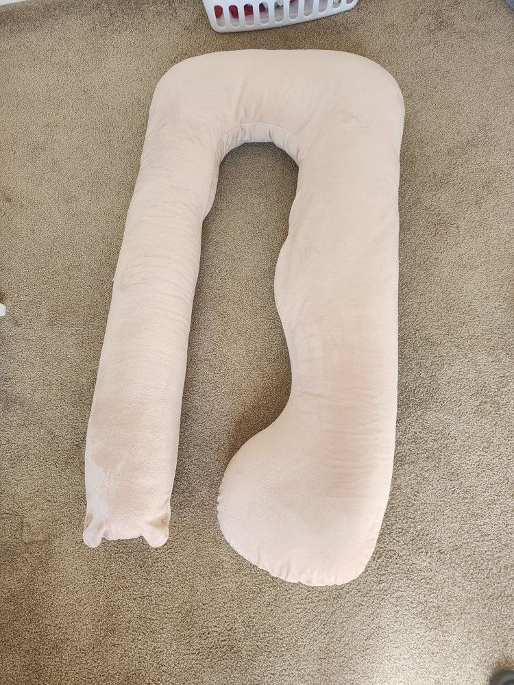 U-Shaped Pregnancy Pillow