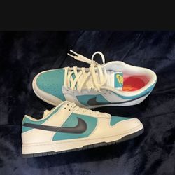 Mariners Color Dunks Size 12