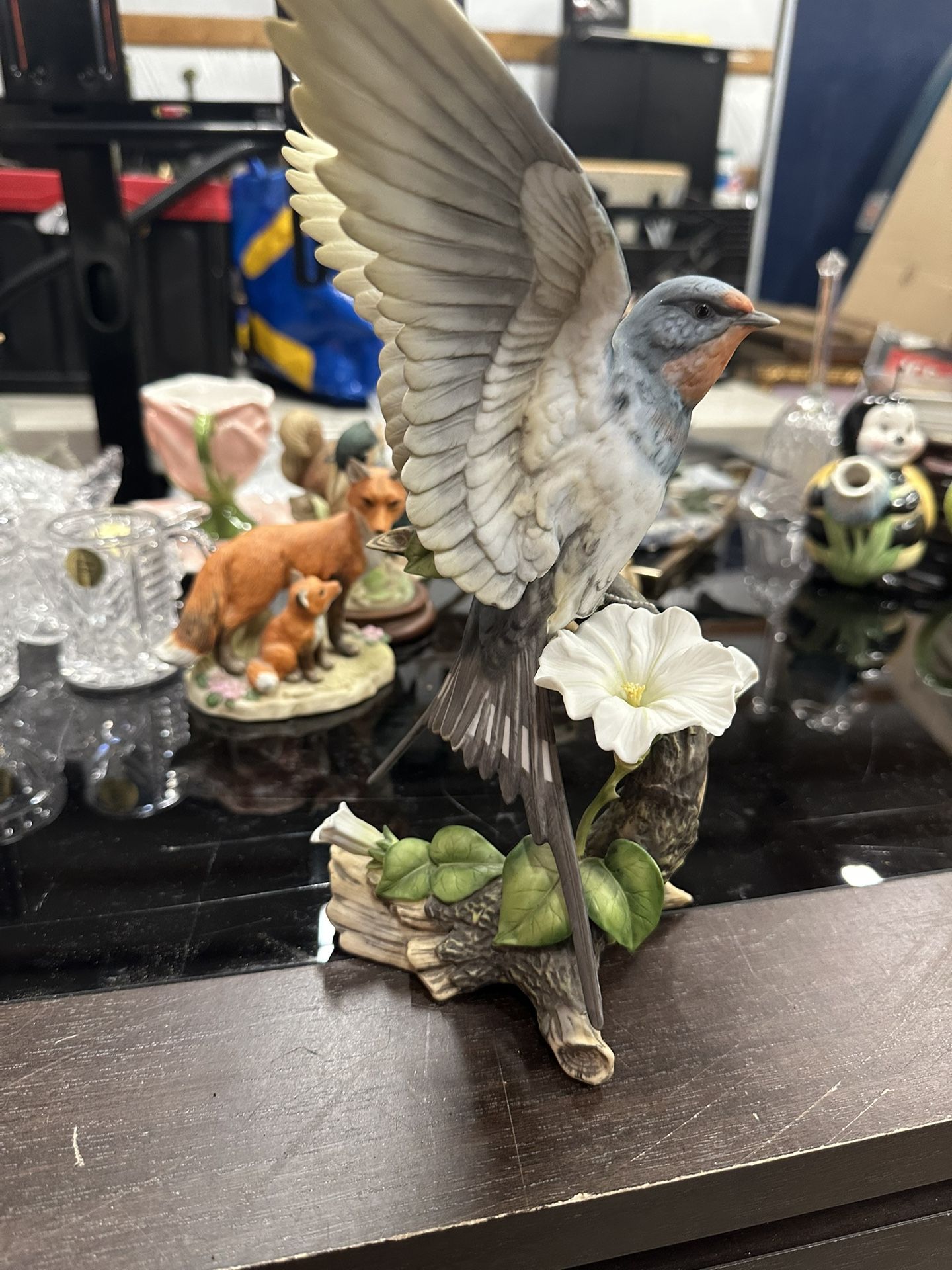 Homco Masterpiece Flight American Swallow Porcelain Bird Figurine