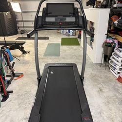 NordicTrack Commercial X22i Treadmill 