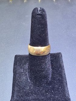 14kt YG Wedding Band. (C-4) SIZE 7.5 ASK FOR RYAN. #(contact info removed)09