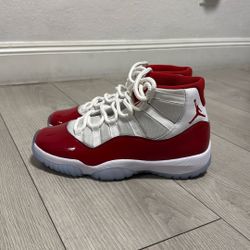Jordan 11 Cherry Retro (2022)