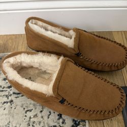 Like New Staheekum Men's Trapper slippers in wheat-colored suede with a wool blend 10