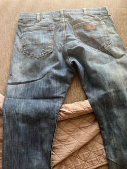 Levi’s slim strwight 38/34
