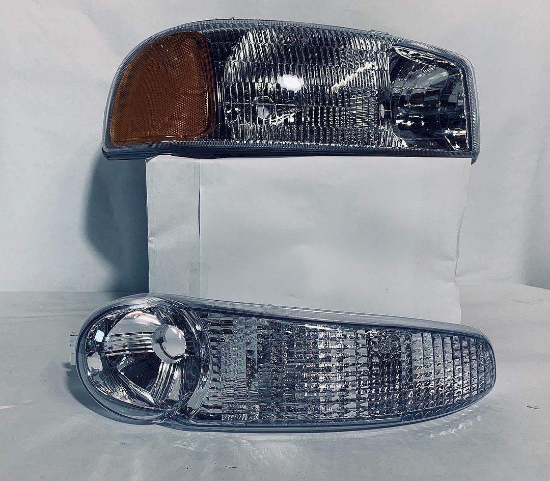 2001 To 2007 GMC Sierra Yukon Denali Headlights OEM Style Luces Micas Focos Calaveras