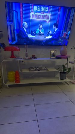 Tv stand console