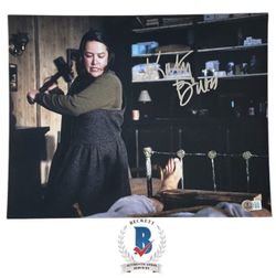 Kathy Bates Autograph Signed Misery 11x14 Photo with Beckett COA