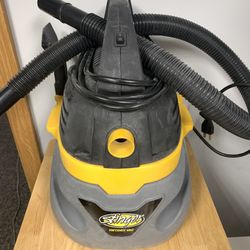 Stinger Compact Wet/Dry Shop Vac