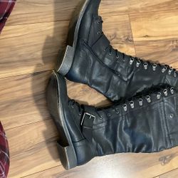 Women’s Boots 