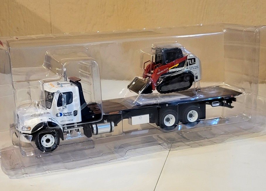 Collector's Series XII / United Rentals Frieghtliner