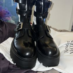 Alexander McQueen Boots Authentic 