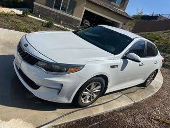 2017 Kia Optima FE $2,000