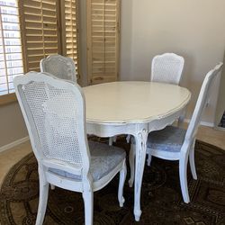 Kitchen/dining Table 