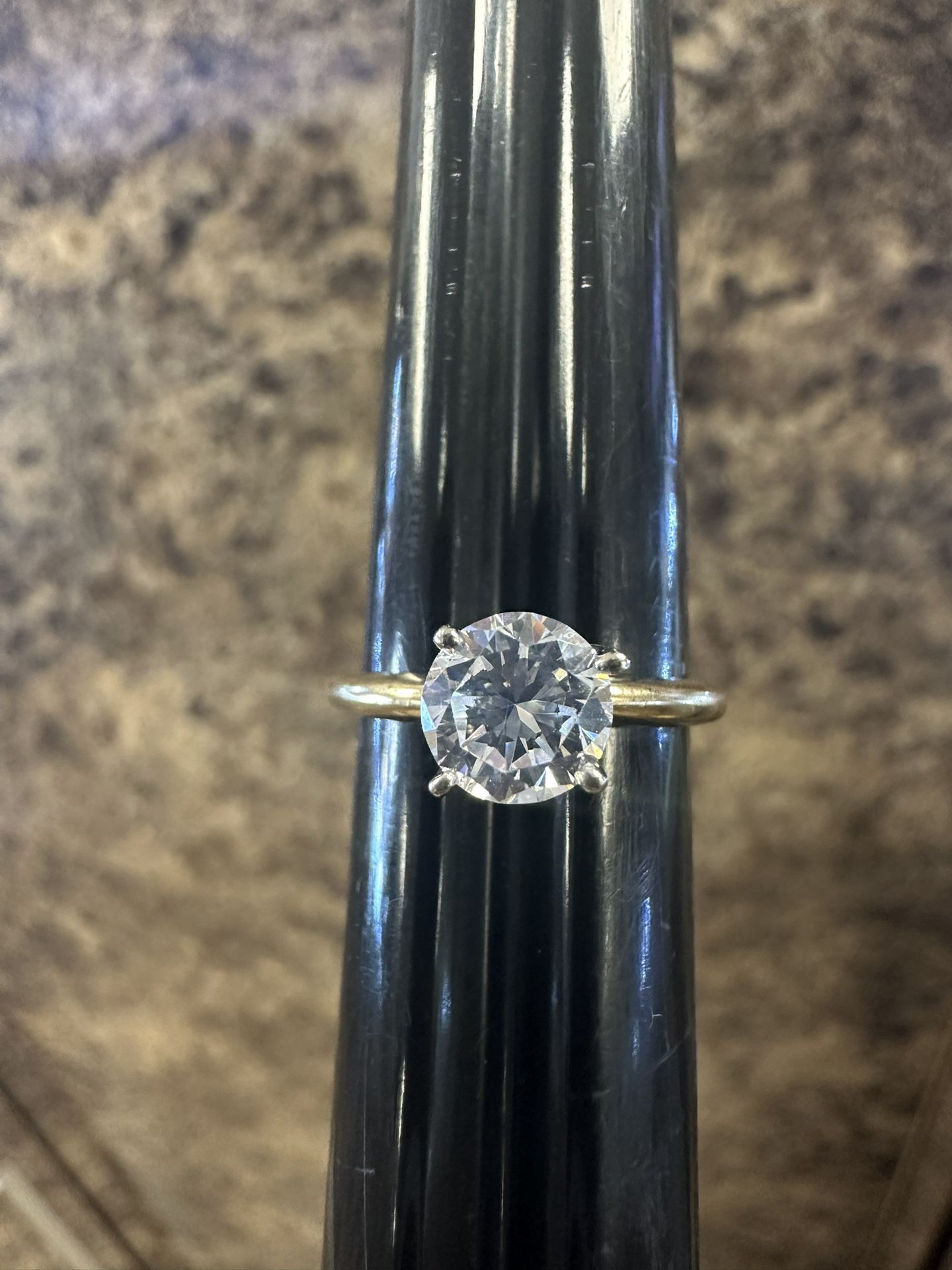 14k Engagement Ring With Cz Size 6