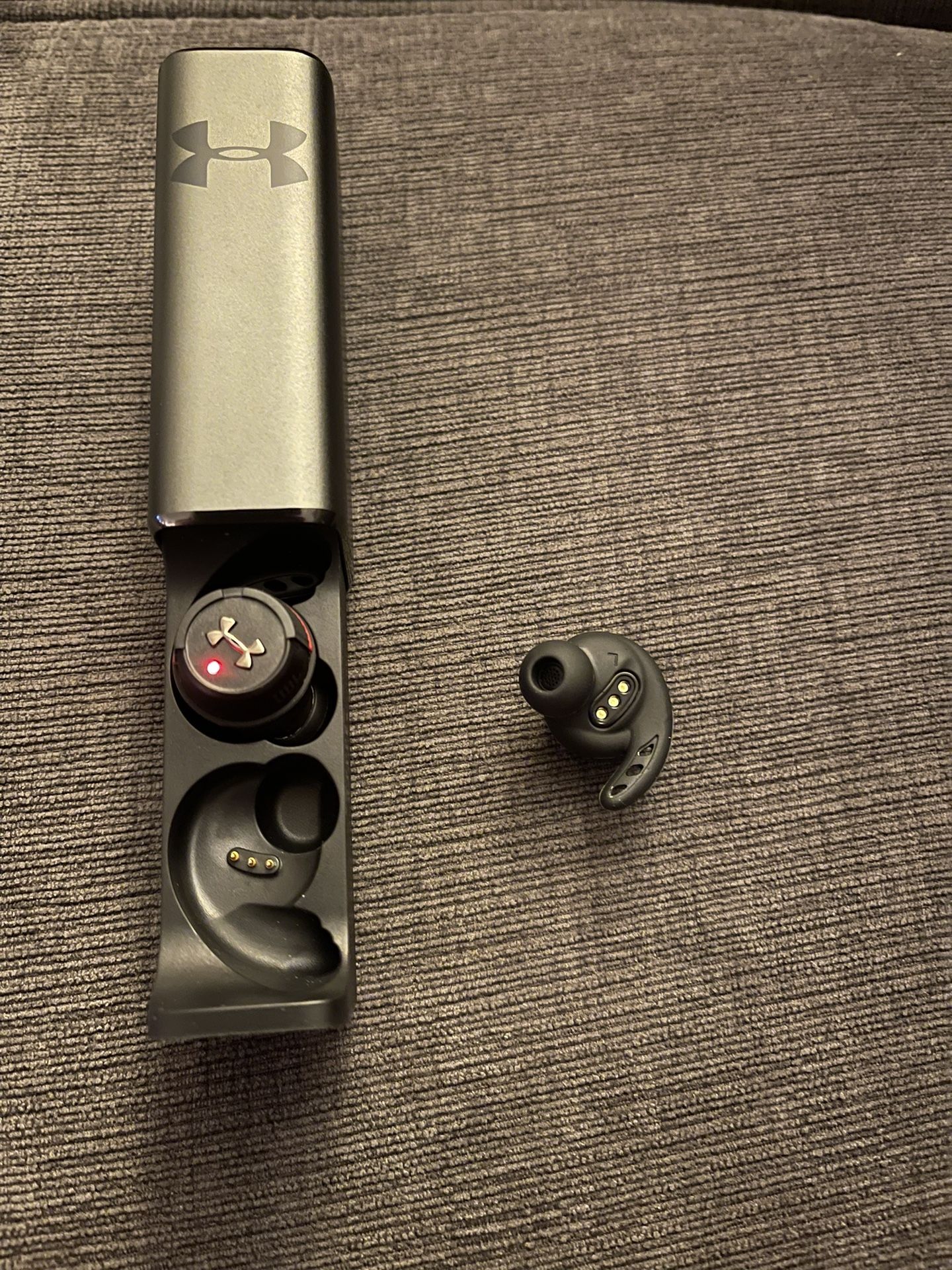 Bluetooth Wireless Earbuds