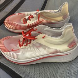 Nike Running Fly