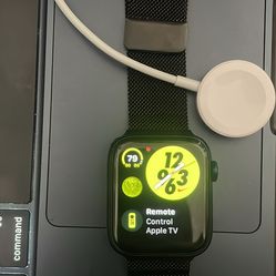 Apple Watch Series 6 44mm Apple steel magnetic band