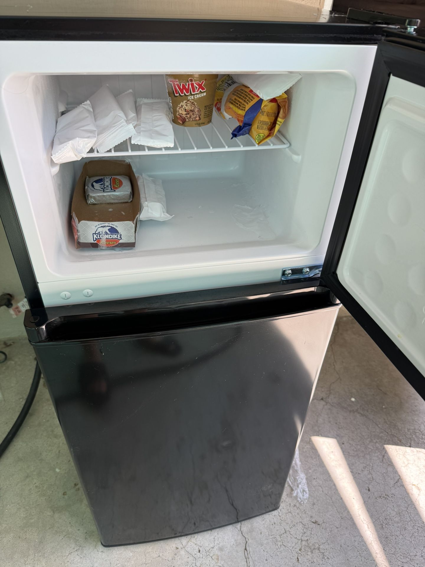 TCL Apartment Refrigerador