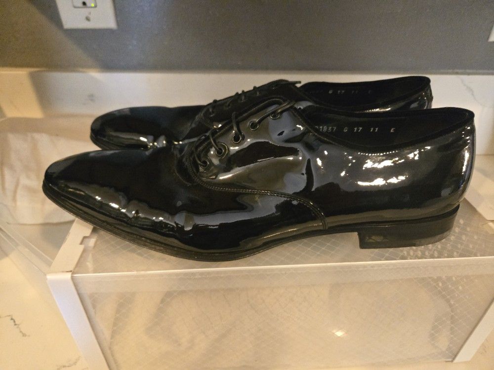 SALVATORE FERRAGAMO Leather