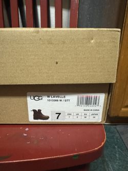 Uggs Women’s Boots 