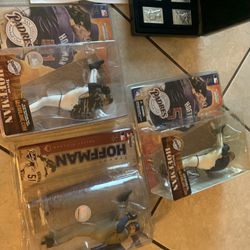 Baseball Lot, Autographed Tony Gwynn, 3 Hoffman McFarlanes, Gallery Topps Baseball Cards