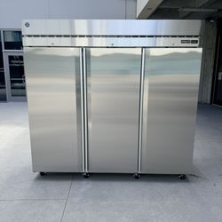 Hoshizaki F3A-FS 82 1/2" Steelheart Series Three Section Reach In Freezer, (3) Left/Right Hinge Solid Doors, 230v