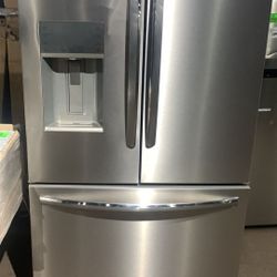 GE GRFCAF Gallery 22.6-cu ft Refrigerator IV
