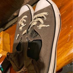 Converse Size 8
