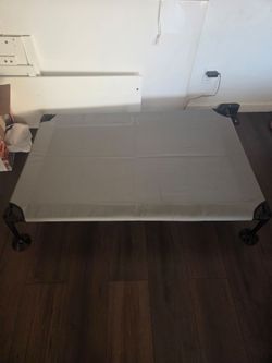 XL raised dog bed.  NEW 49x33 inches