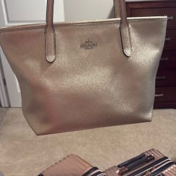 Purse 