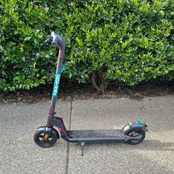 Apex PRO Commuting Electric Scooter