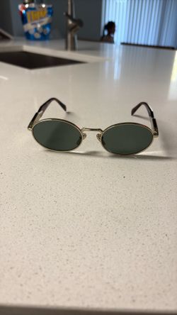 Prada Gold Frame With Tortoise She’ll New Damaged Box