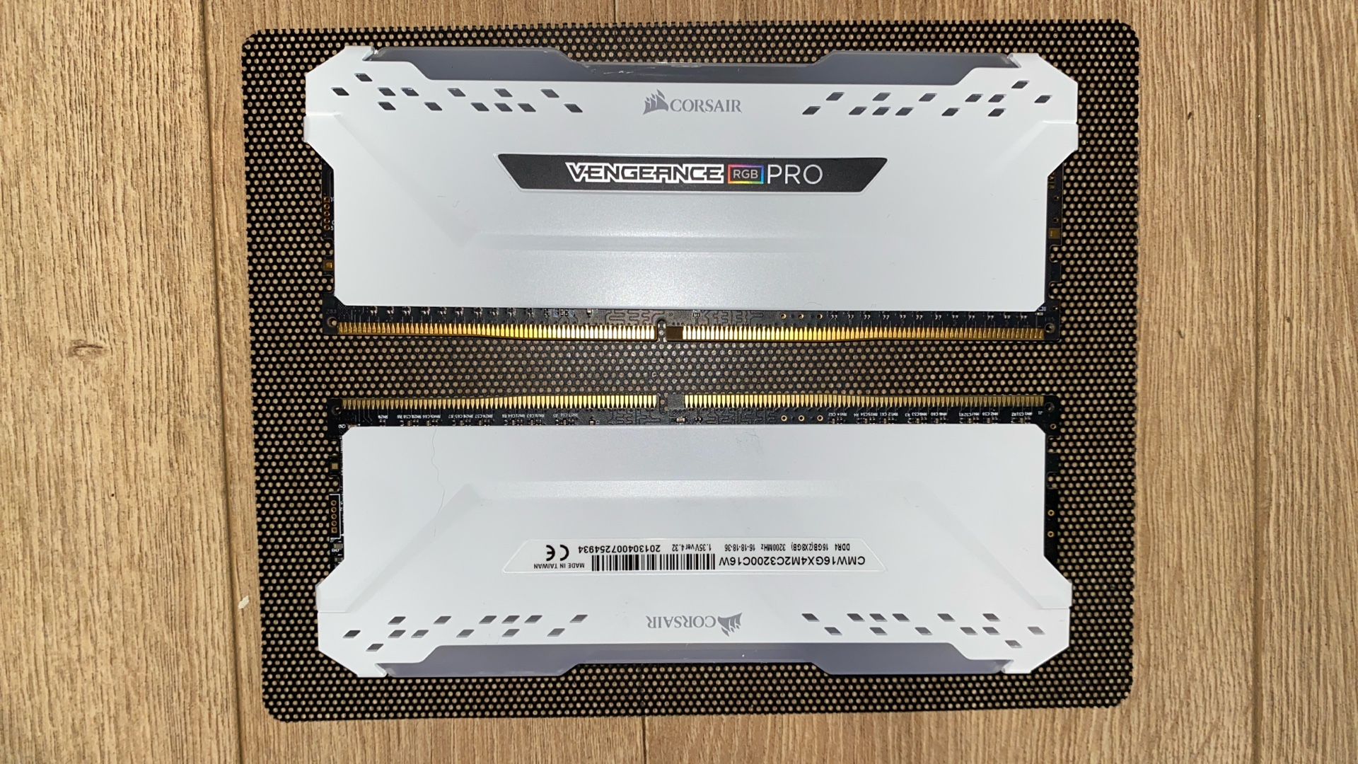 Corsair Vengeance RGB PRO DDR4 3200mhz RAM