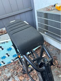 All black radrunner guts seat