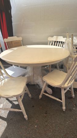Mesa con 6 sillas