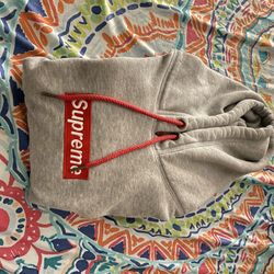 Supreme Hoodie