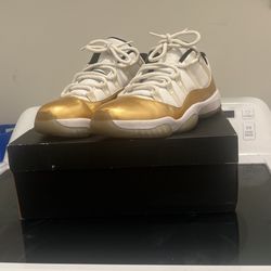 Jordan 11s Low Retro