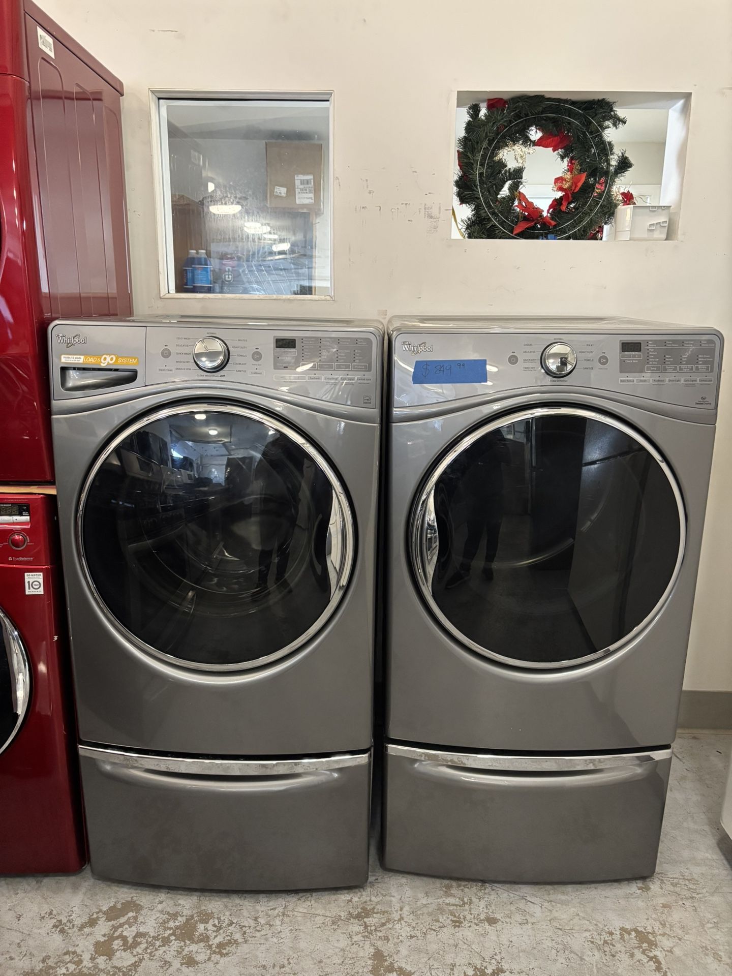 Grey Whirlpool Front Load Washer And Dryer Electric Set In Excellent Condition!