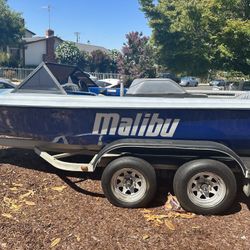 1986 Malibu Boat 