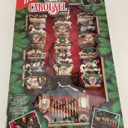 Vintage Mr. Christmas Holiday Carousel 6 Horse, 21 Holiday Carols, The Music, Lights And Riding Horses All  Work!   See The Pics For A List Of Songs
